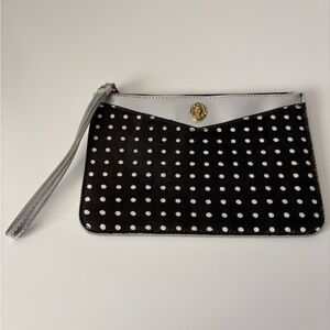 Anne Klein Wristlet  Women Make up pouch Flawed at the back Small white dot